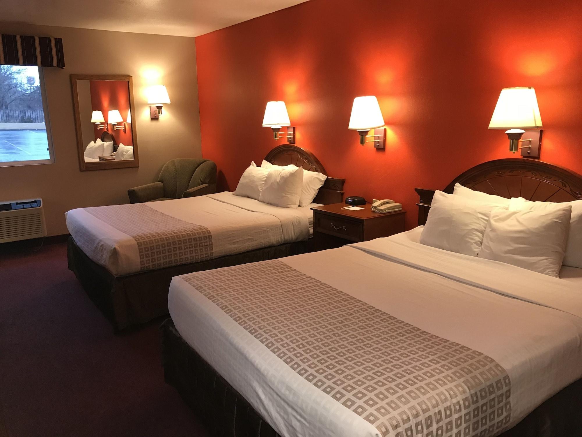 Americas Best Value Inn Сідар-Сіті Екстер'єр фото